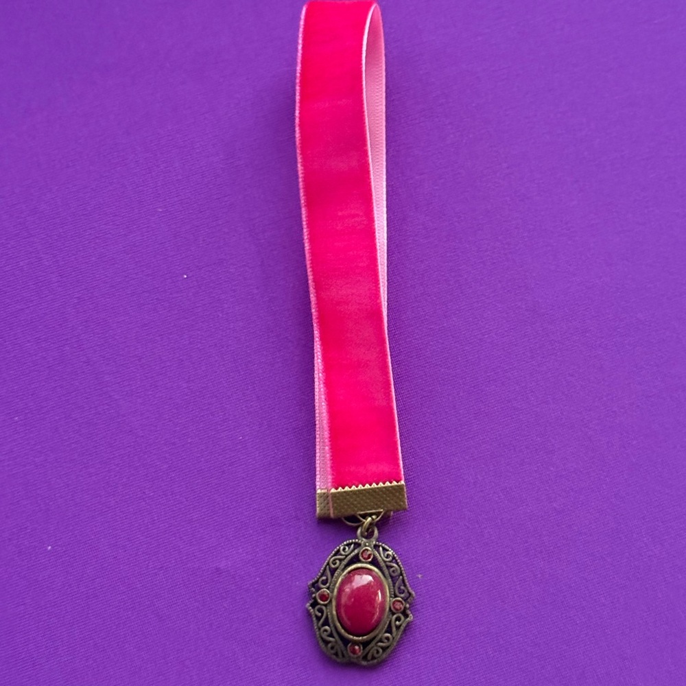 Hot Pink Velvet Ribbon with Ornate Pendant Accent Charm Bookmark